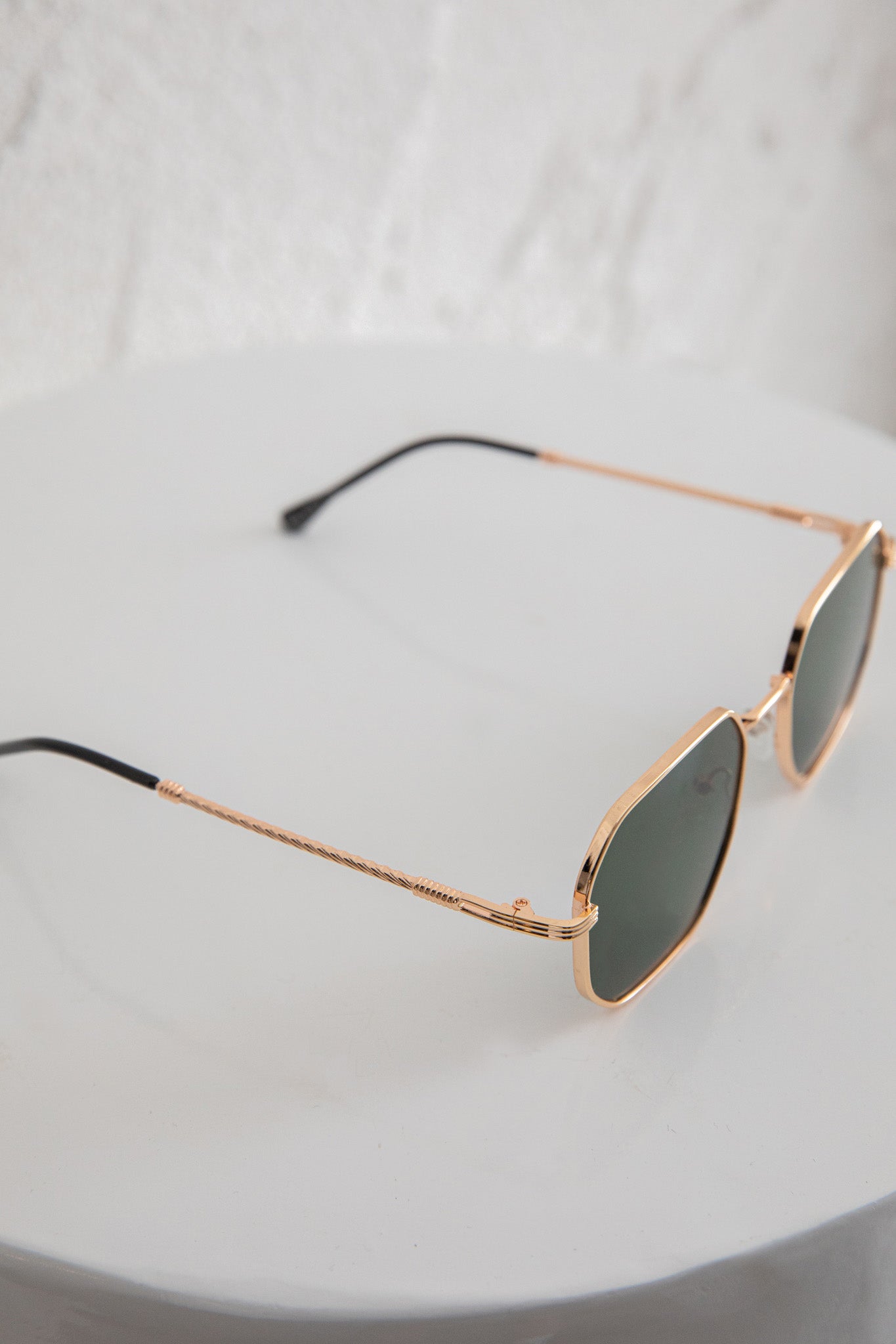 Sahara Aviator Sunglasses Dark Green by Selfie Leslie