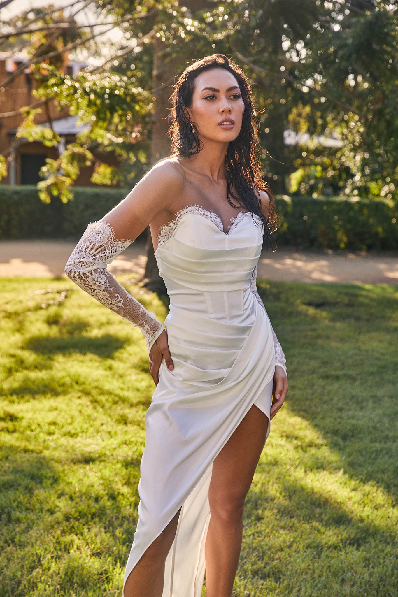 Shanice Lace Trim Sweetheart Midi Dress White | Selfie Leslie