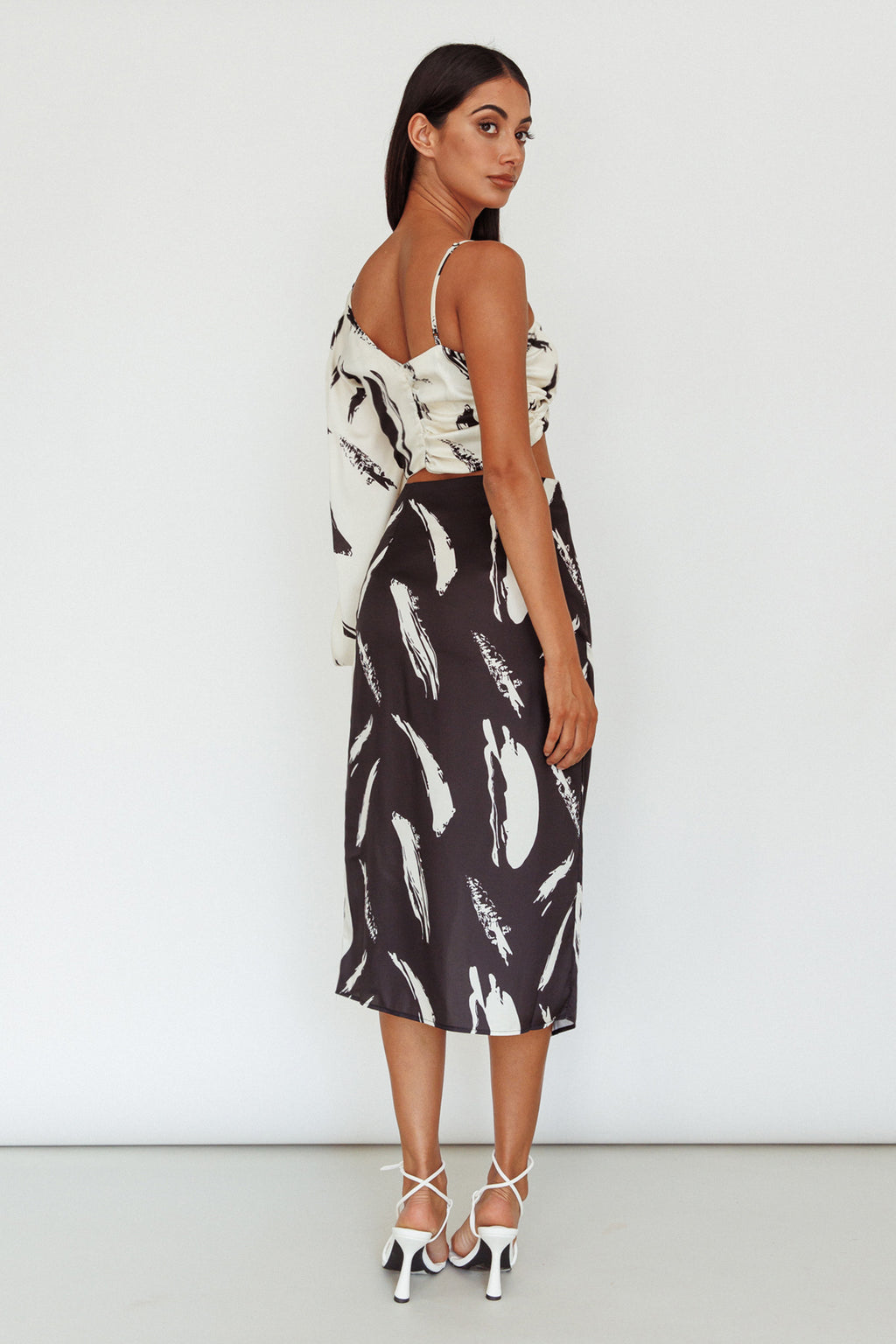 Amina Split Midi Skirt Printed Black by Selfie Leslie