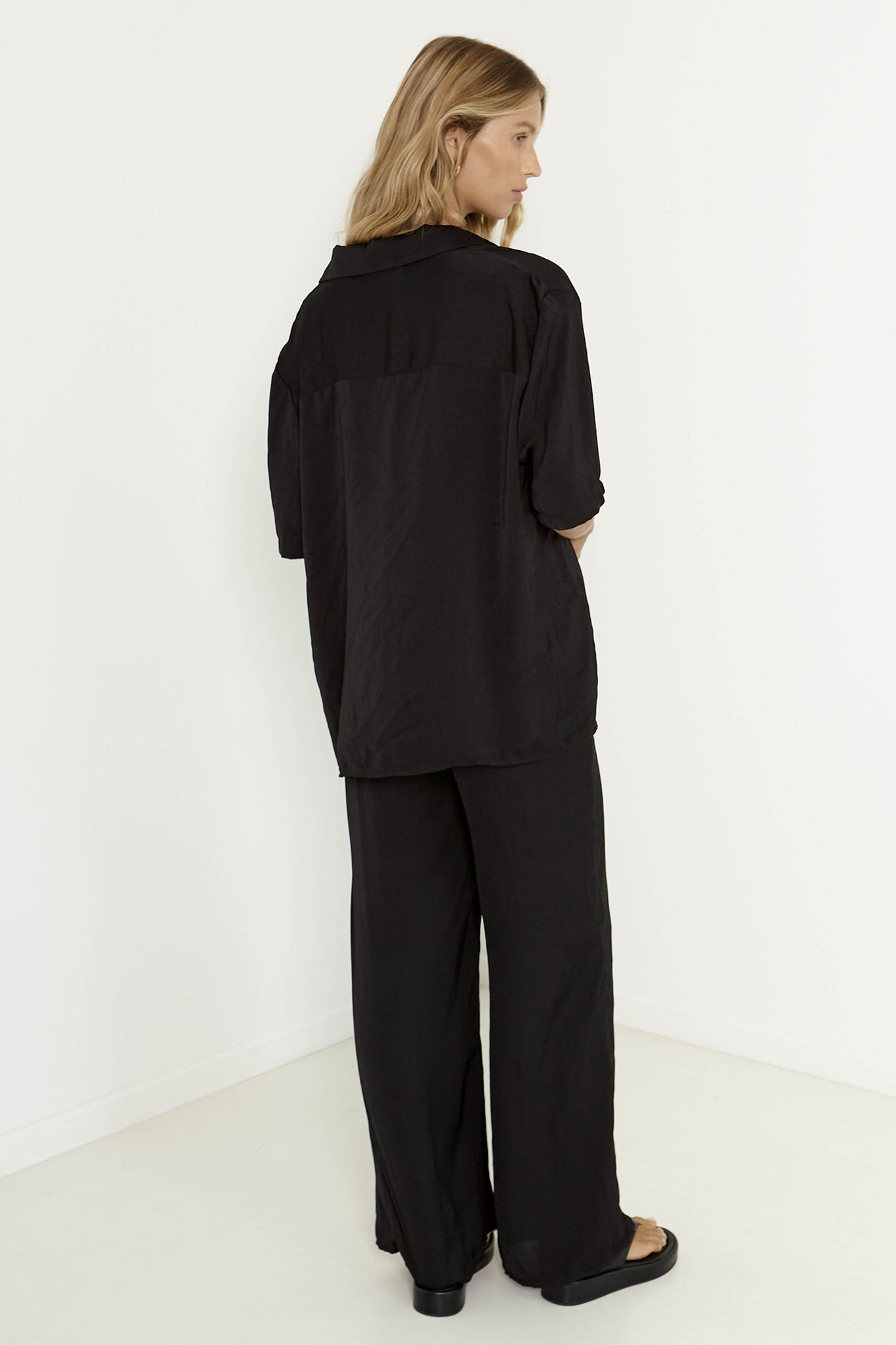 SNDYS Hallie Shirt Black by Selfie Leslie