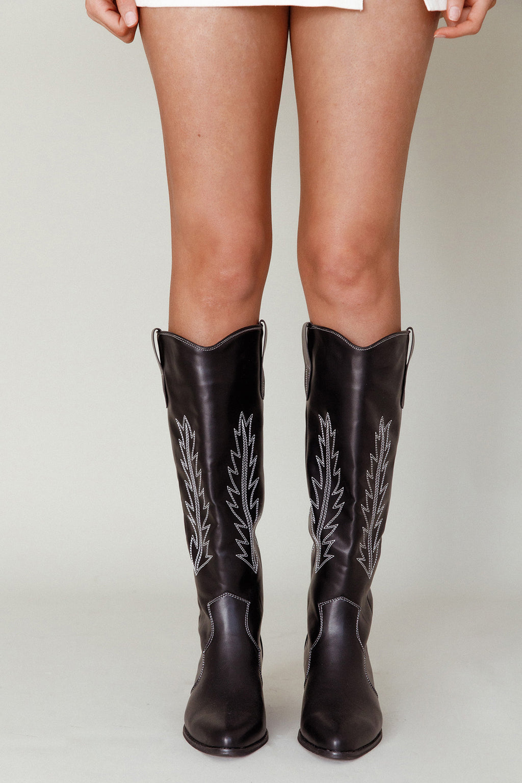 Therapy Bonnie Boot Black/White by Selfie Leslie