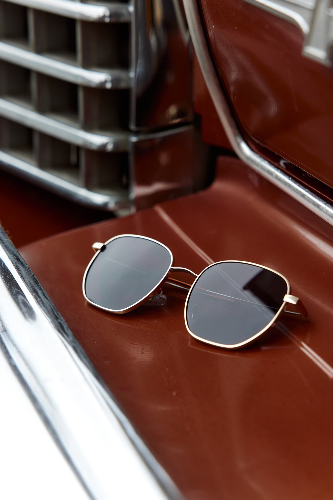 Farrah Gold Aviator Sunglasses Black by Selfie Leslie