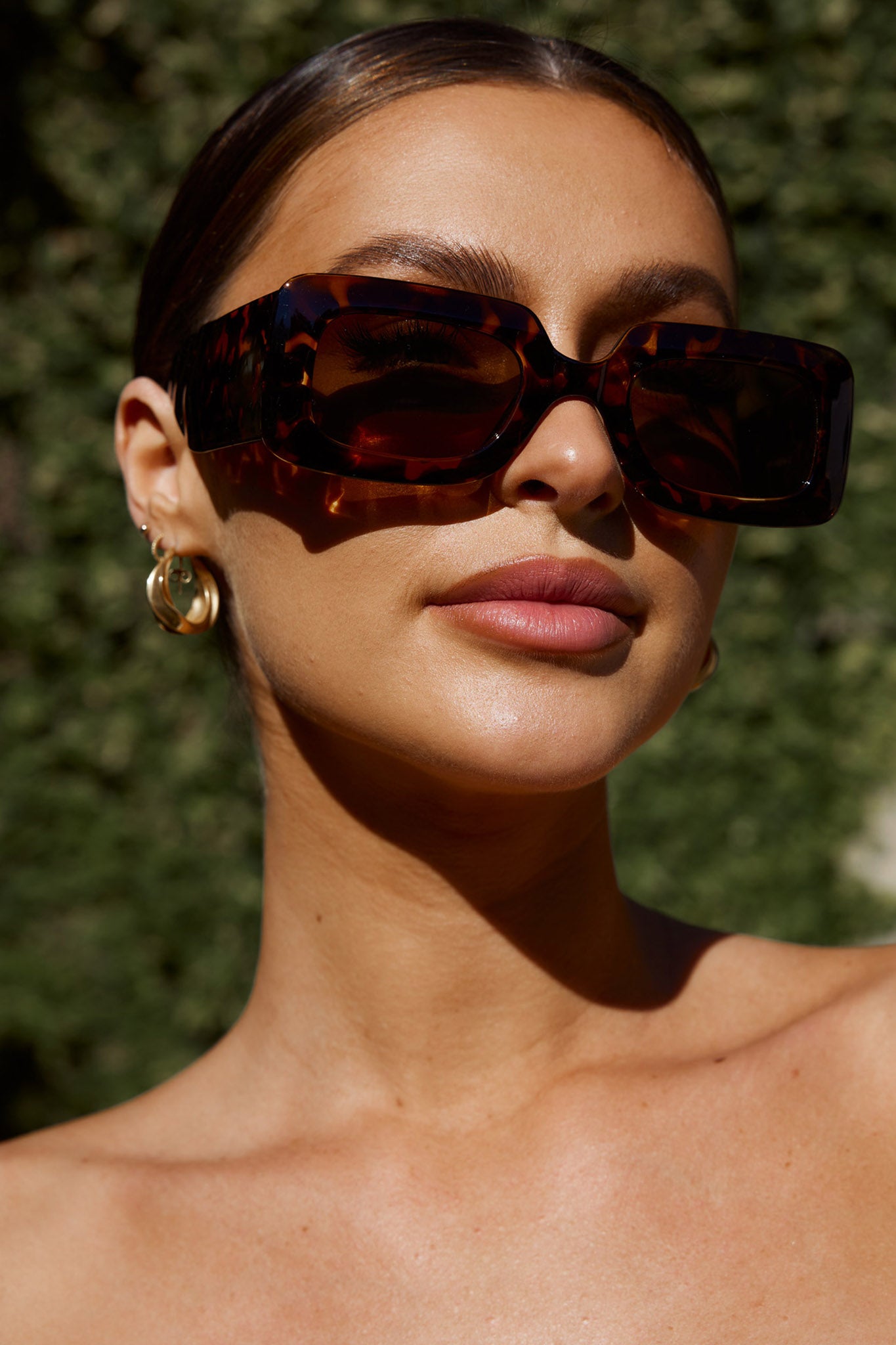 Hailey Rectangular Sunglasses Tortoiseshell Brown by Selfie Leslie