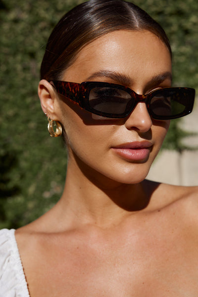 Shop the Kendall Slim Rectangle Sunglasses Tortoiseshell Brown display picture 1