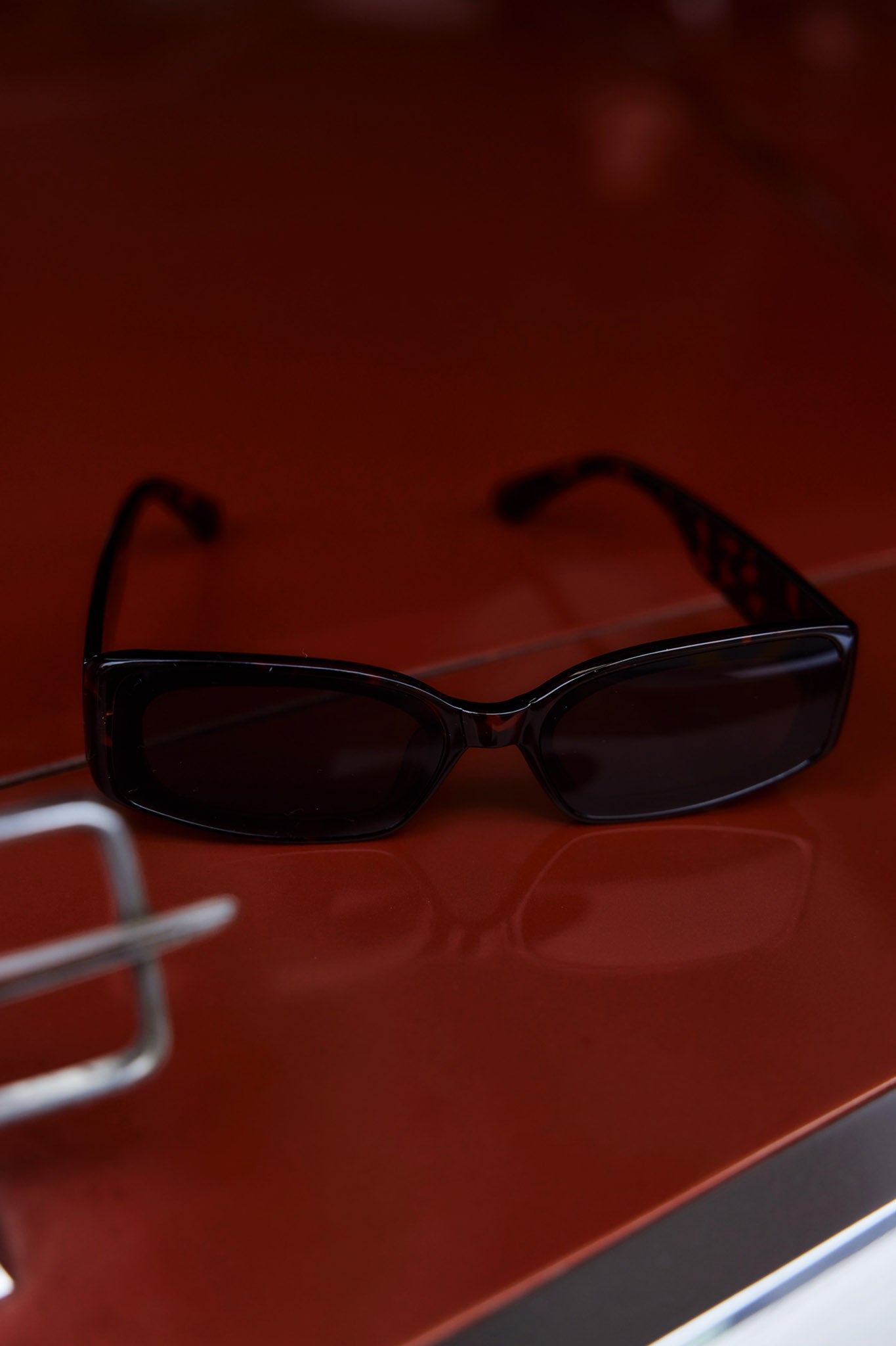 Kendall Slim Rectangle Sunglasses Tortoiseshell Brown by Selfie Leslie