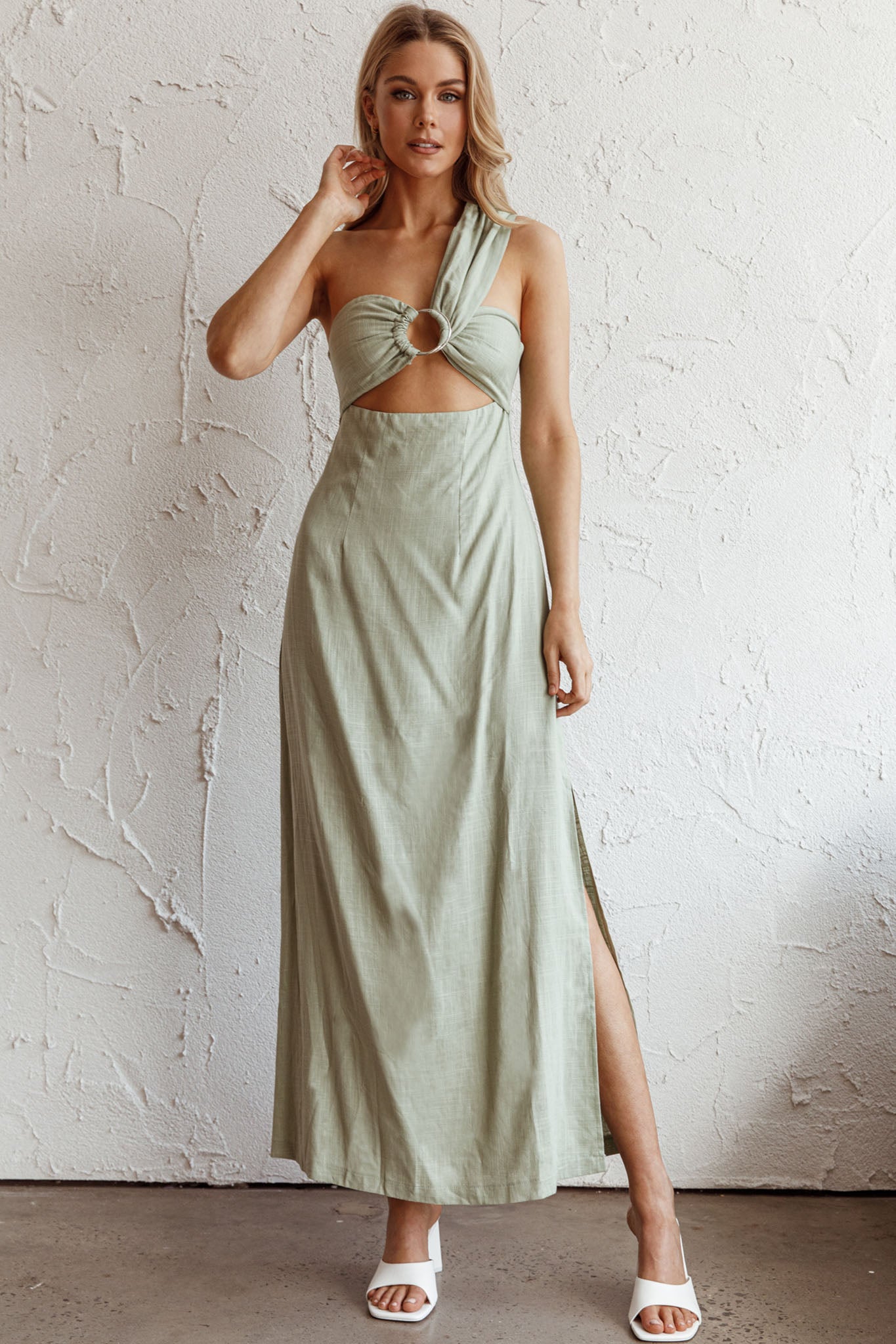 La Sierra Buckle Bust Midi Dress Pistachio by Selfie Leslie
