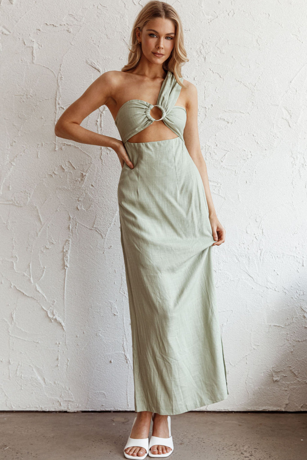 La Sierra Buckle Bust Midi Dress Pistachio by Selfie Leslie