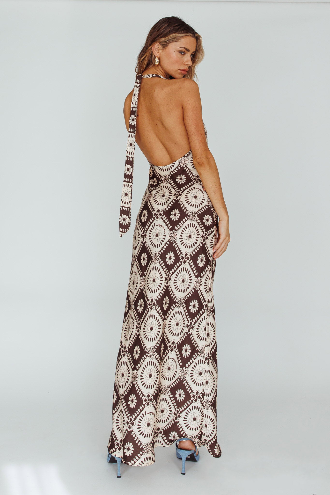 Lavara Halterneck Midi Dress Floral Chocolate by Selfie Leslie