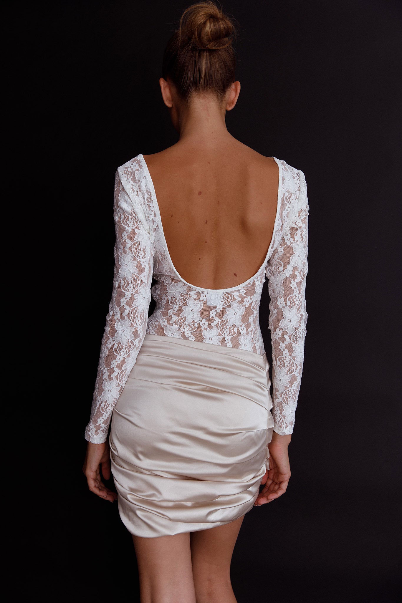 Asteria Long Sleeve Lace Bodysuit White | Selfie Leslie Asteria Long Sleeve Lace Bodysuit White | Selfie Leslie