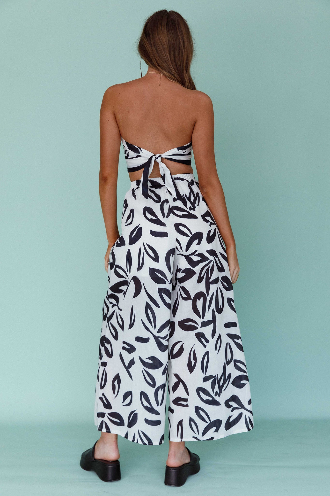 Randi Wide Leg Pants Leaf Print Black by Selfie Leslie