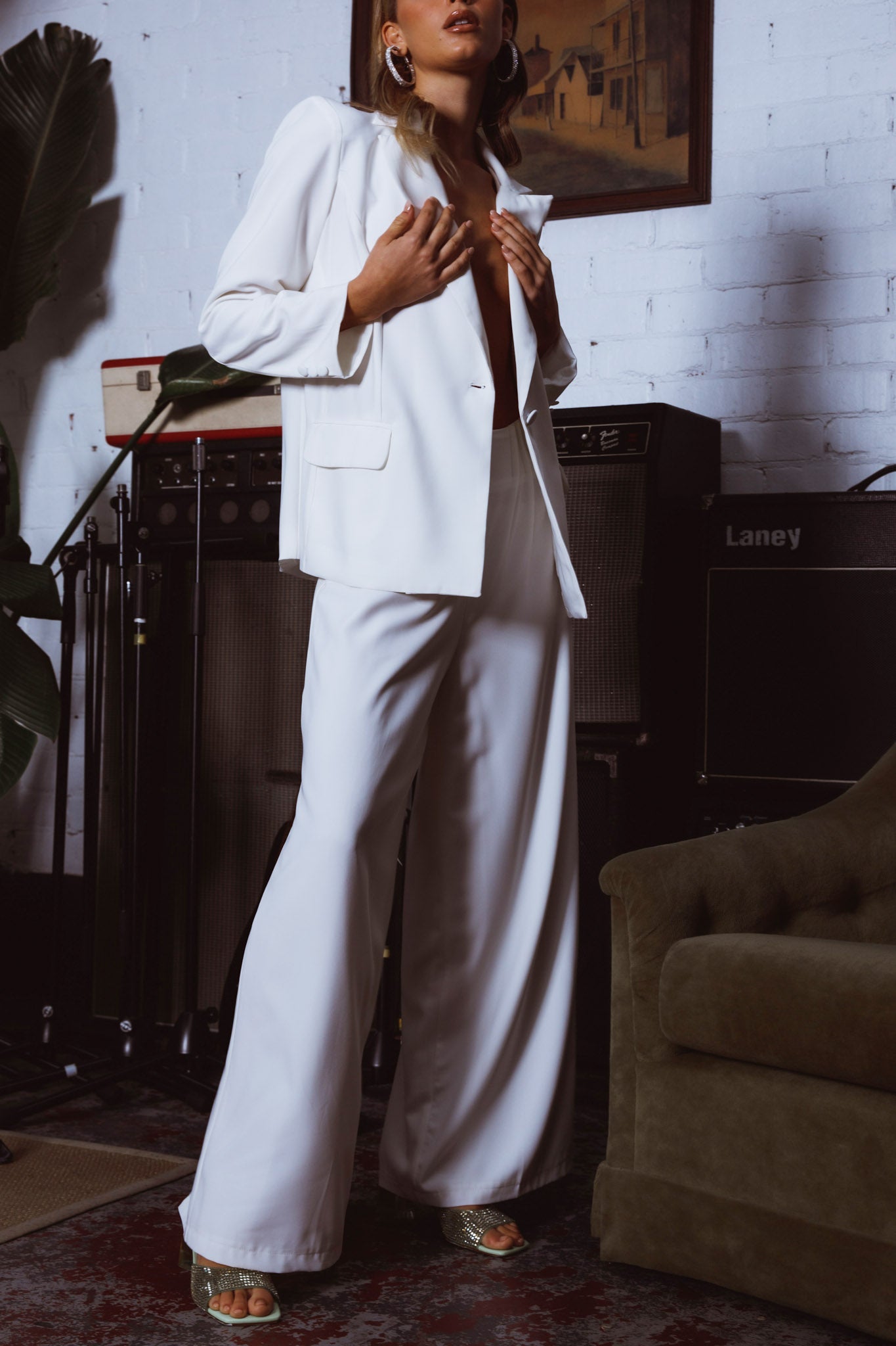 Vous Etes Belle Pleated Waist Pants White by Selfie Leslie