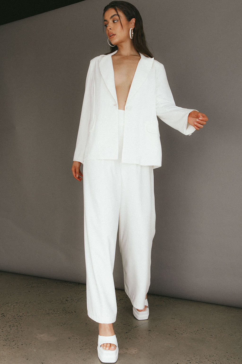 Vous Etes Belle Blazer White by Selfie Leslie