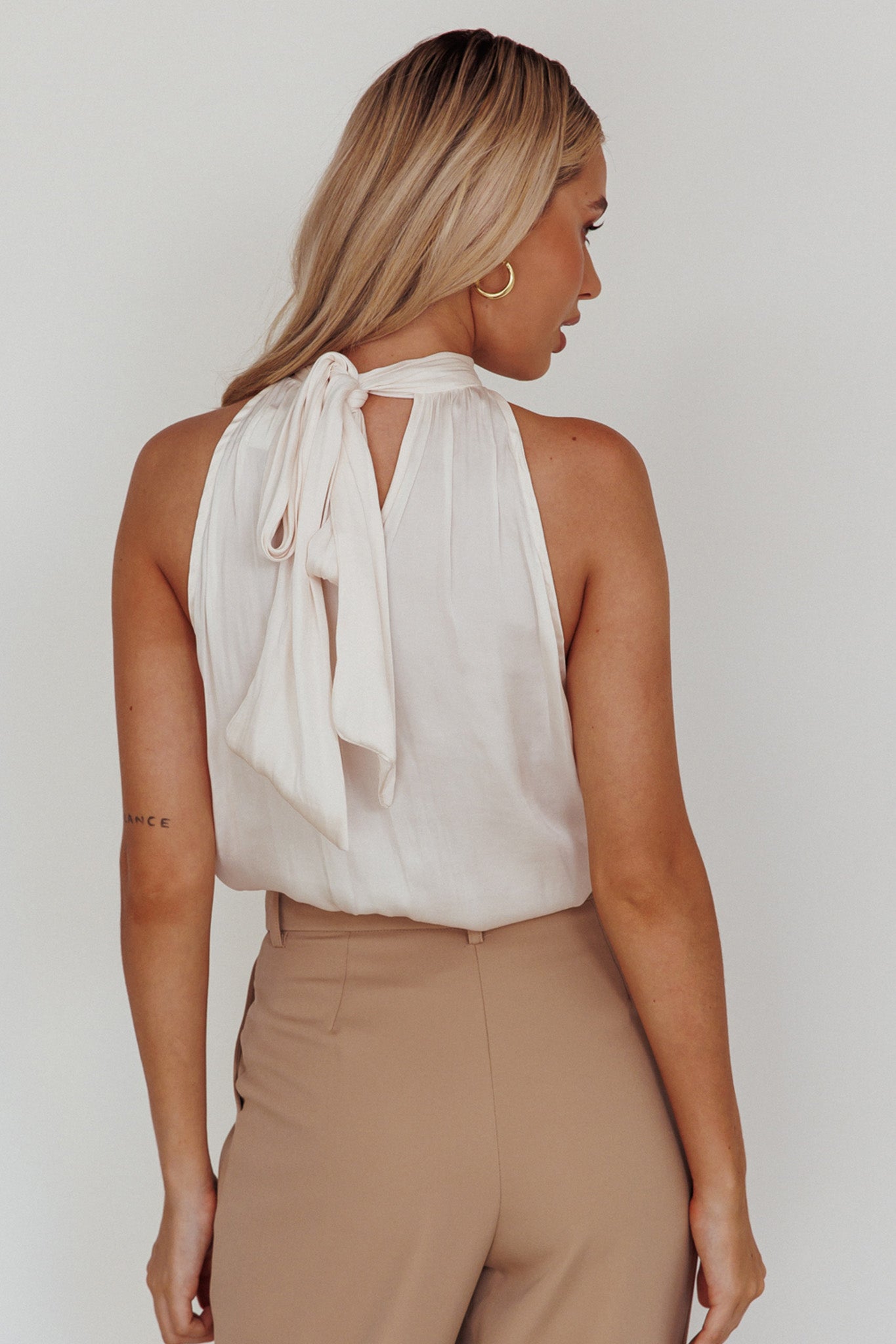 Calisto Sleeveless Tied Neck Top Cream by Selfie Leslie