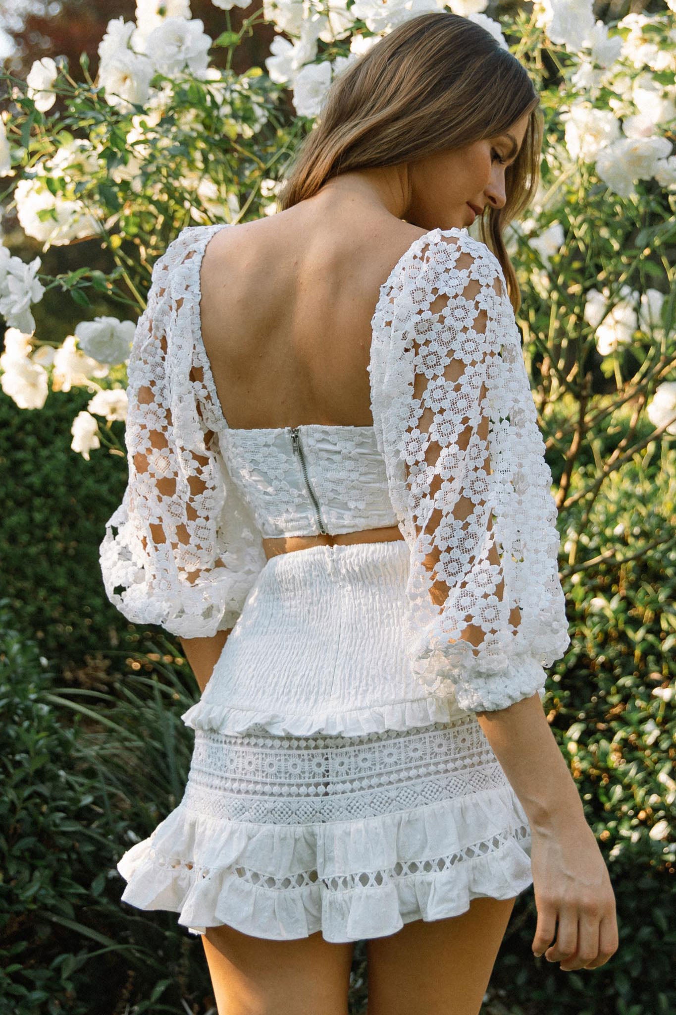 Summer Bloom Balloon Sleeve Lace Overlay Crop Top White– Selfie Leslie