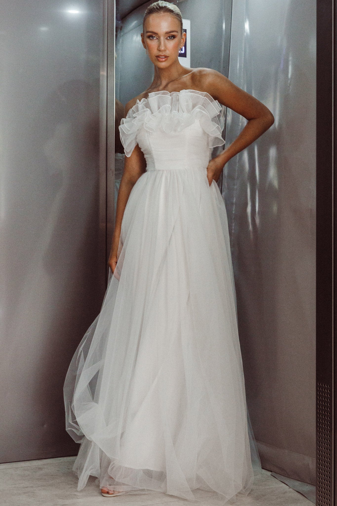 Women's Dresses Marietha Organza Frill Maxi Wedding Dress White Xs by Selfie Leslie Clearance Women's Dresses Marietha Organza Frill Maxi Wedding Dress White Xs by Selfie Leslie Clearance
