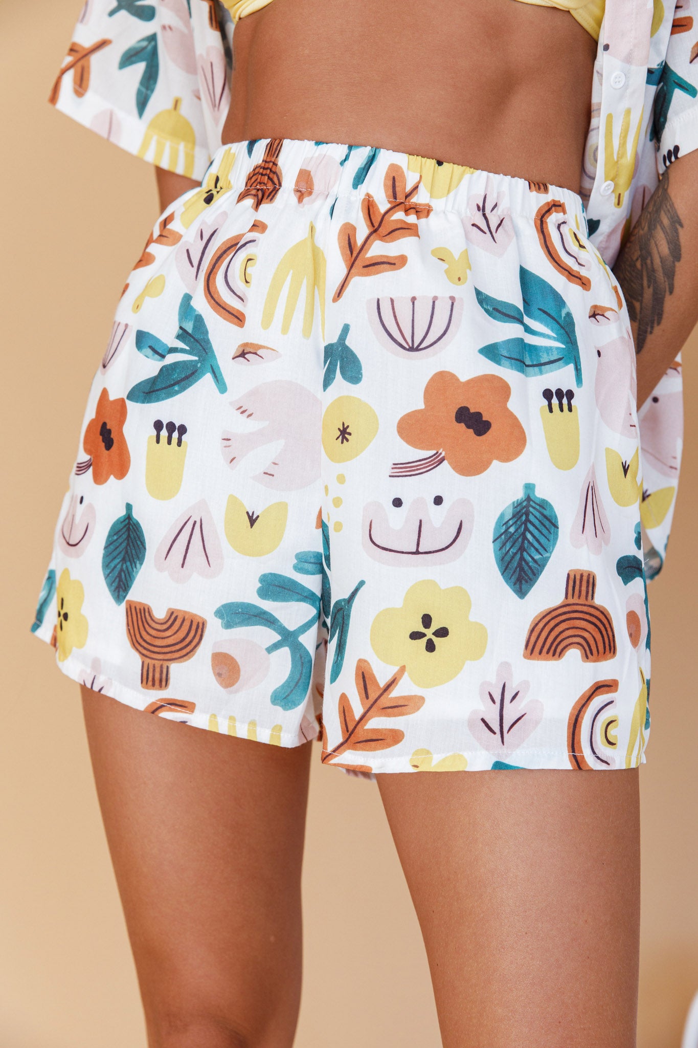 Just A Hunch Shorts Printed White by Selfie Leslie