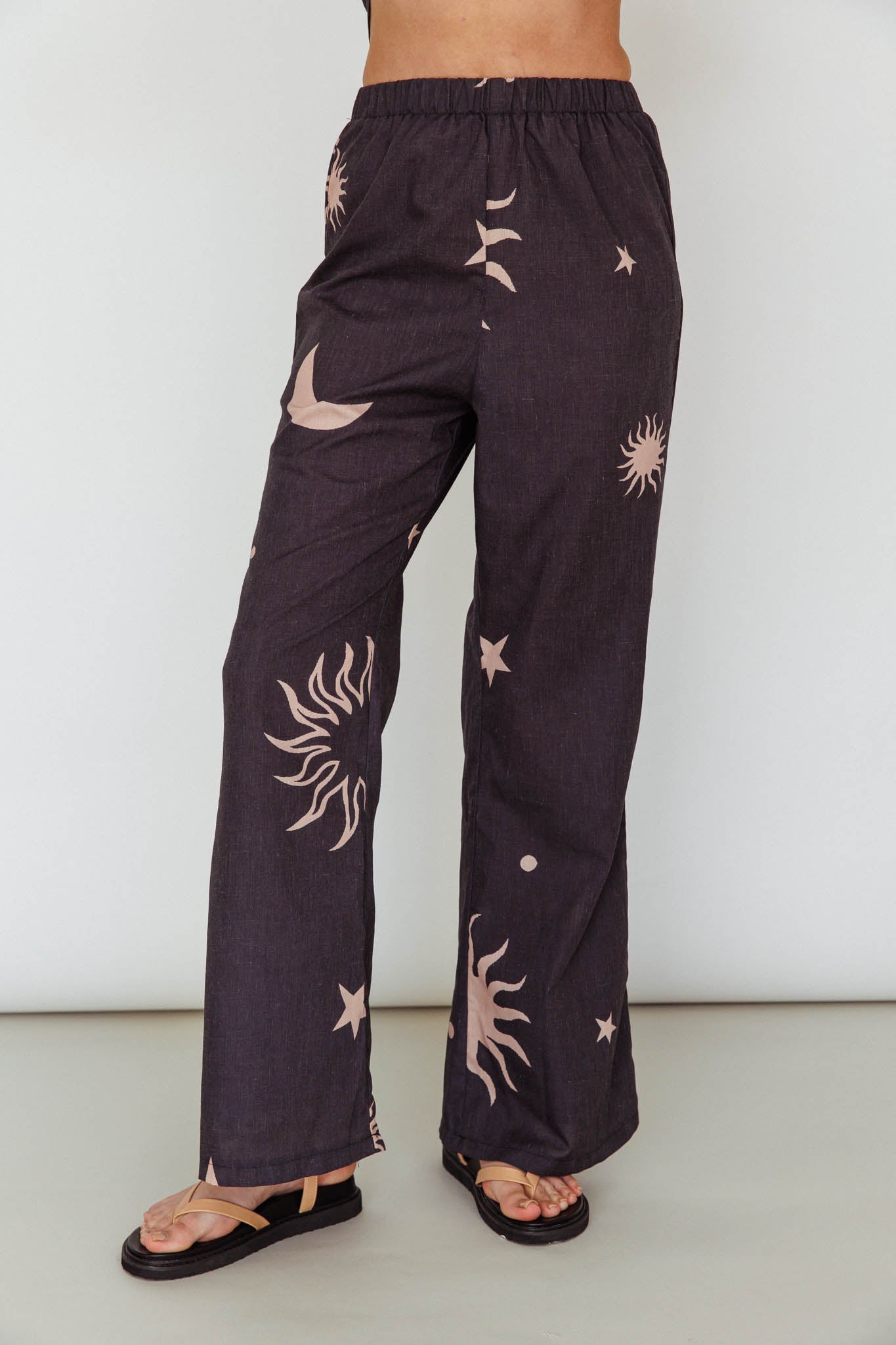 amachi×arts&science Dusk Pants rennes — Arts & Science | Silk Cotton Taffeta Hem Dart Easy Pants