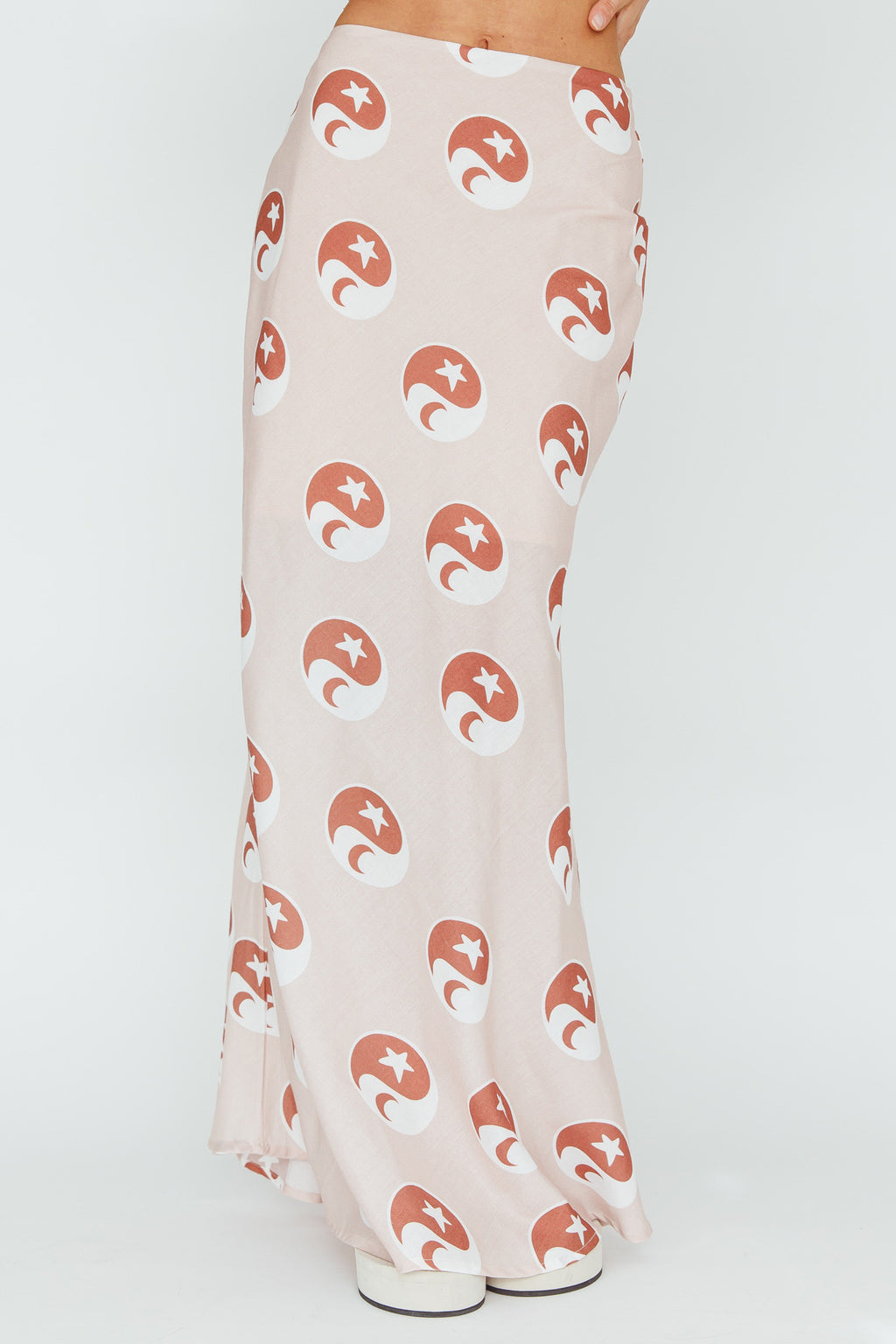 Just A Hunch Maxi Skirt Yin Yang Rose by Selfie Leslie