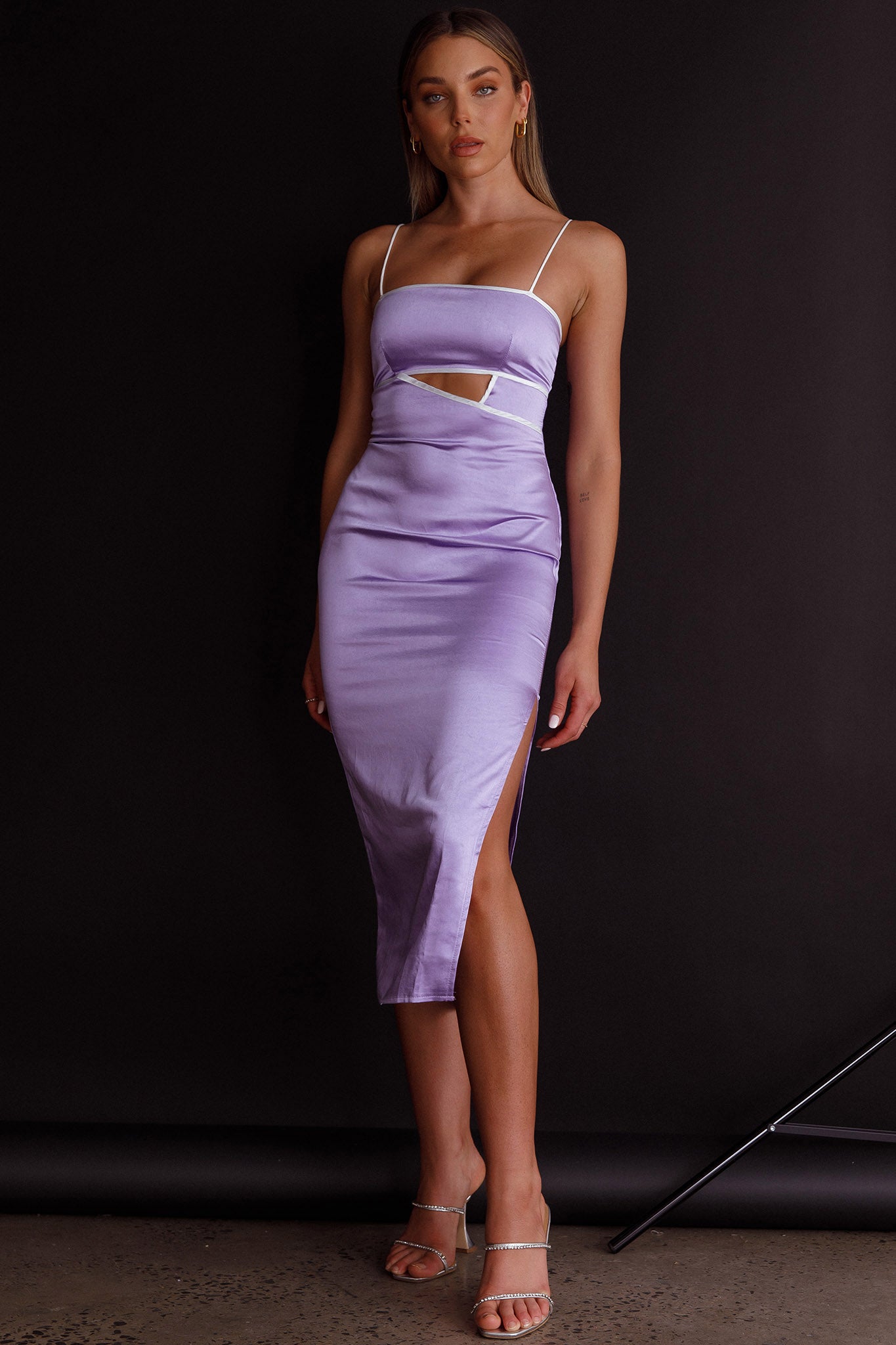 Laia Cut-Out Bodice Midi Dress Lilac by Selfie Leslie