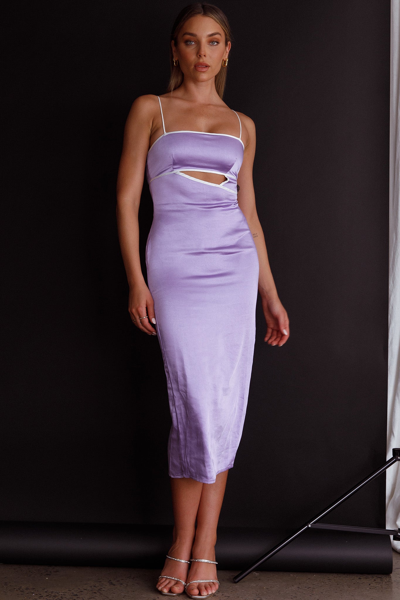 Laia Cut-Out Bodice Midi Dress Lilac by Selfie Leslie