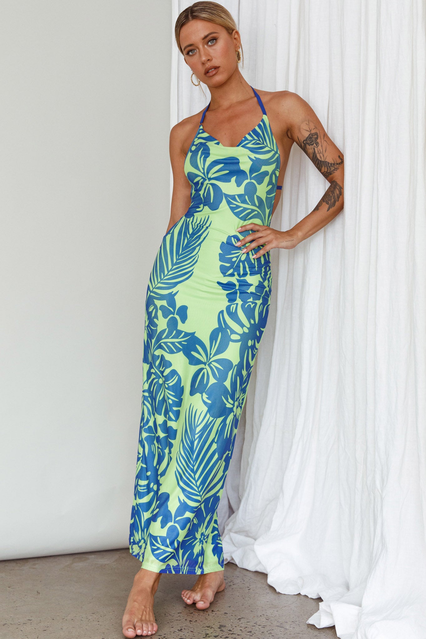 Fiji Feeling Midi Dress Tropical Kiwi by Selfie Leslie