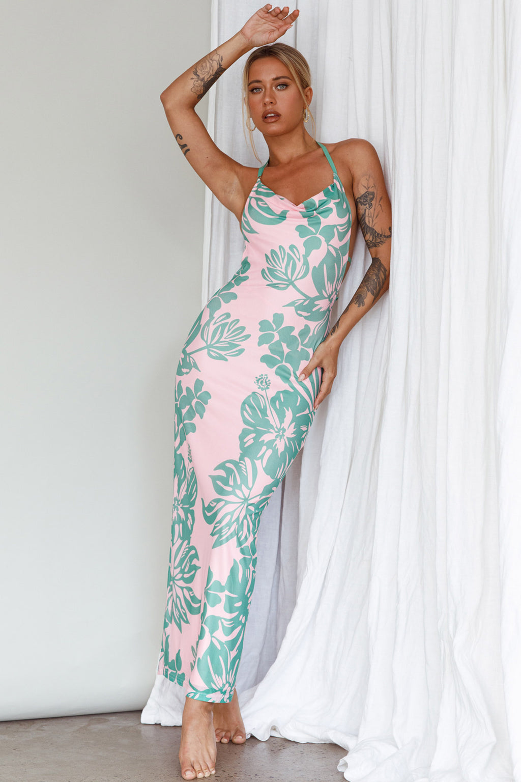 Fiji Feeling Midi Dress Tropical Pink by Selfie Leslie
