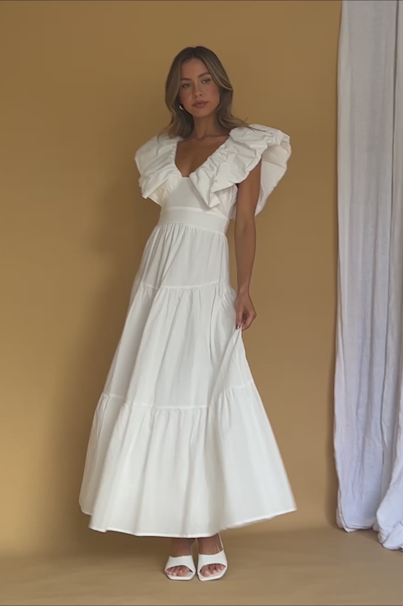 Kahlo Puffed Ruffle Neckline Maxi Dress White