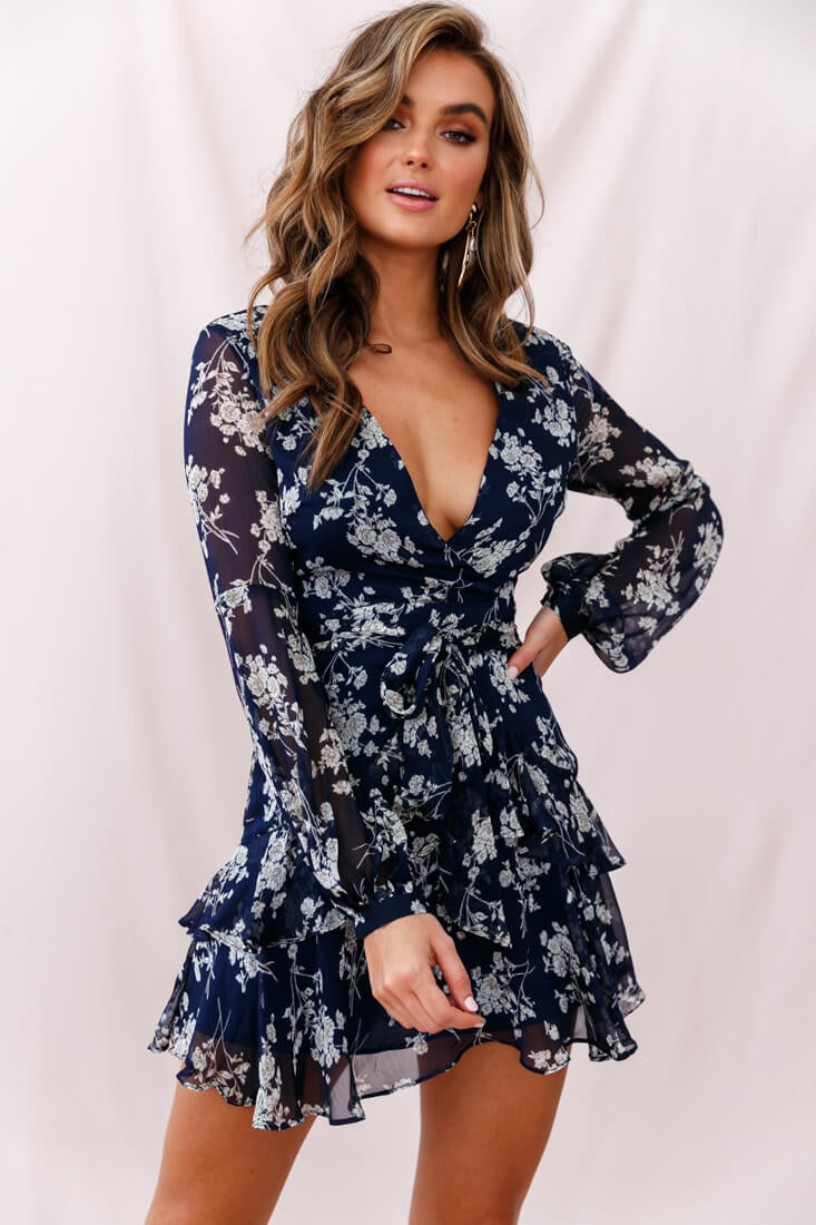 Shop the Kerry Layered Balloon Sleeve Dress Navy/White | Selfie Leslie