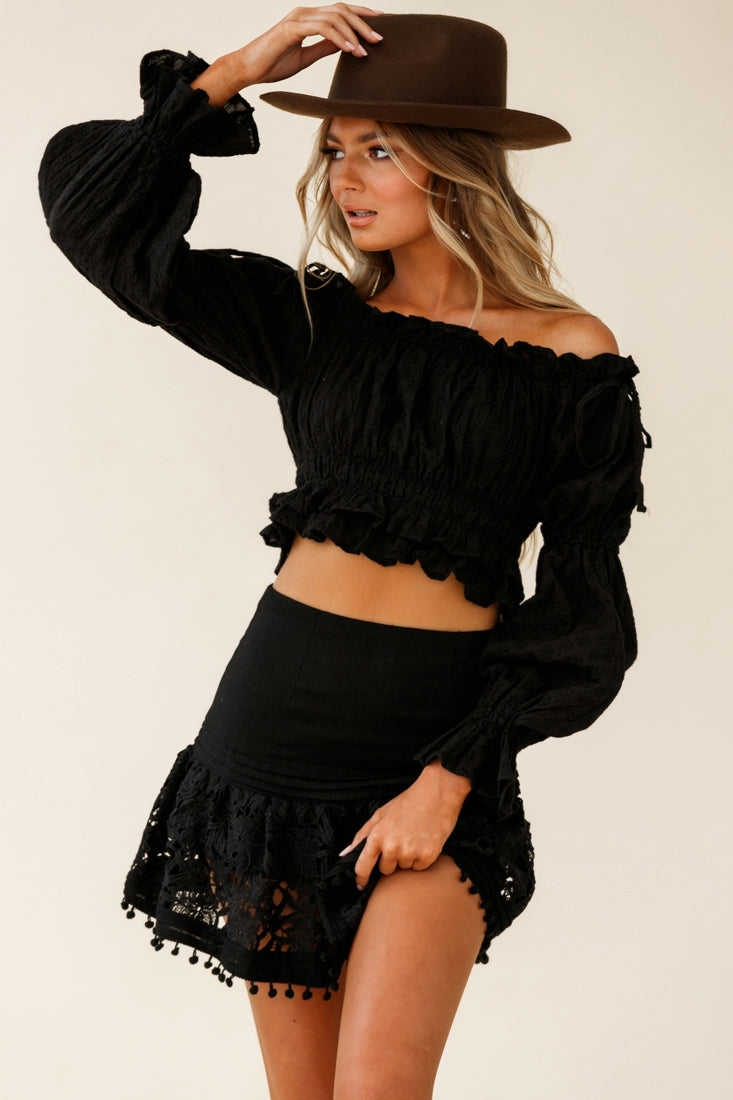 Taryn Bardot Top Black by Selfie Leslie