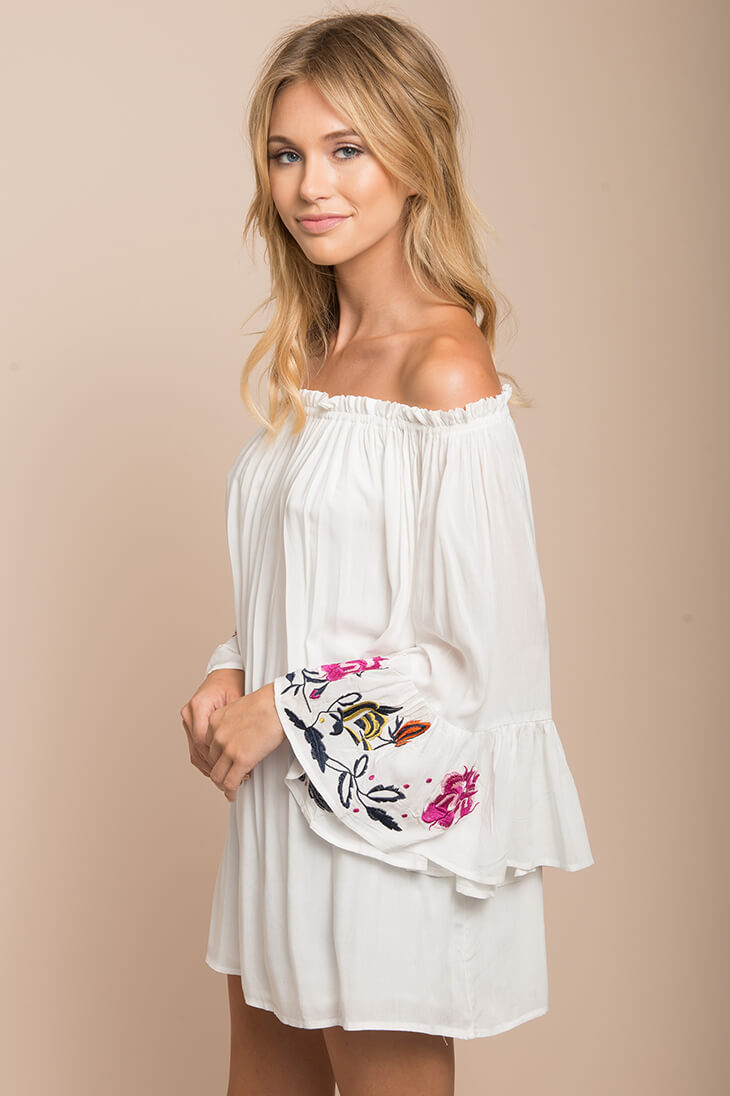 Chella Throwback Floral Tunic White by Selfie Leslie