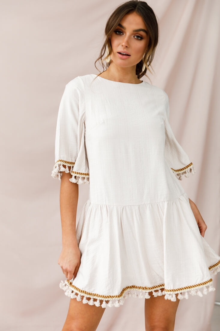 Donna Dropped Waist Tassel Dress Beige by Selfie Leslie